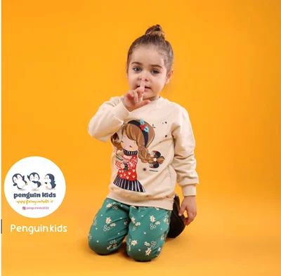 بلوز شلوار دخترانه کاپ کیک کریسمس مناسب ۲-۳ سال تا ۸ سال